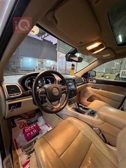 جیپ گراند شیرۆکی